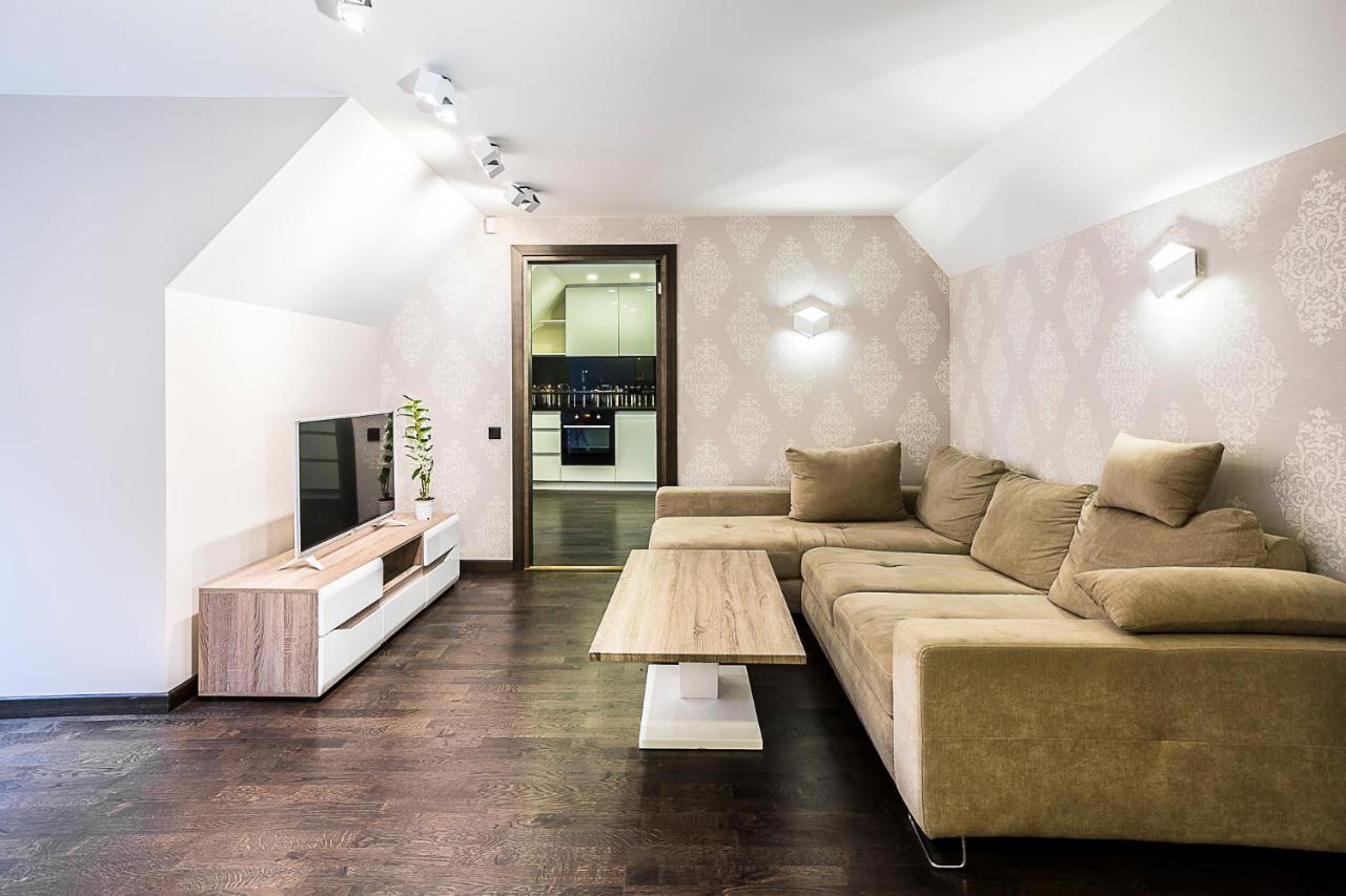 Winwinstay Apartments In Heart Of Old Town Riga Exterior photo