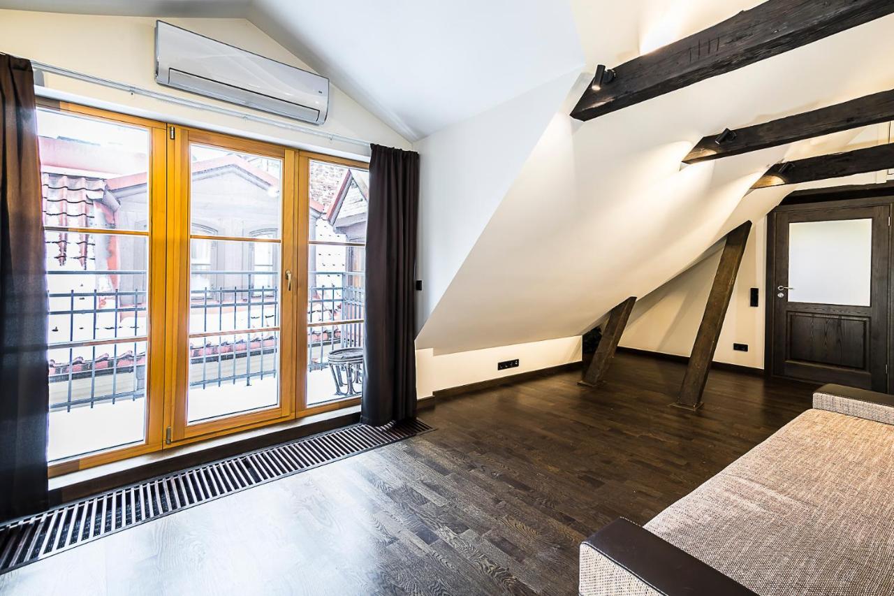 Winwinstay Apartments In Heart Of Old Town Riga Exterior photo