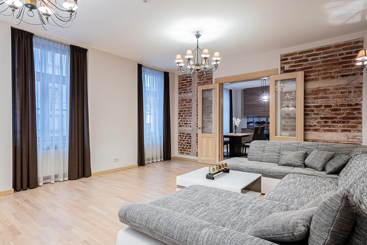 Winwinstay Apartments In Heart Of Old Town Riga Exterior photo